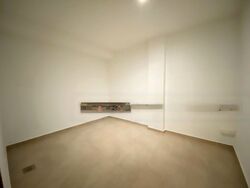 Lornie Road (D11), Terrace #468481011